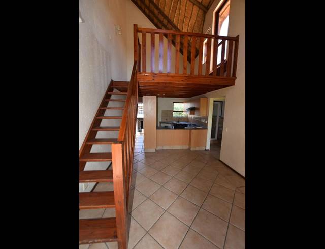 1 BEDROOM APARTMENT FOR SALE IN LONEHILL